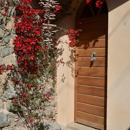 Апартаменты Maison De Village En Balagne Avec Vue Et Exterieur